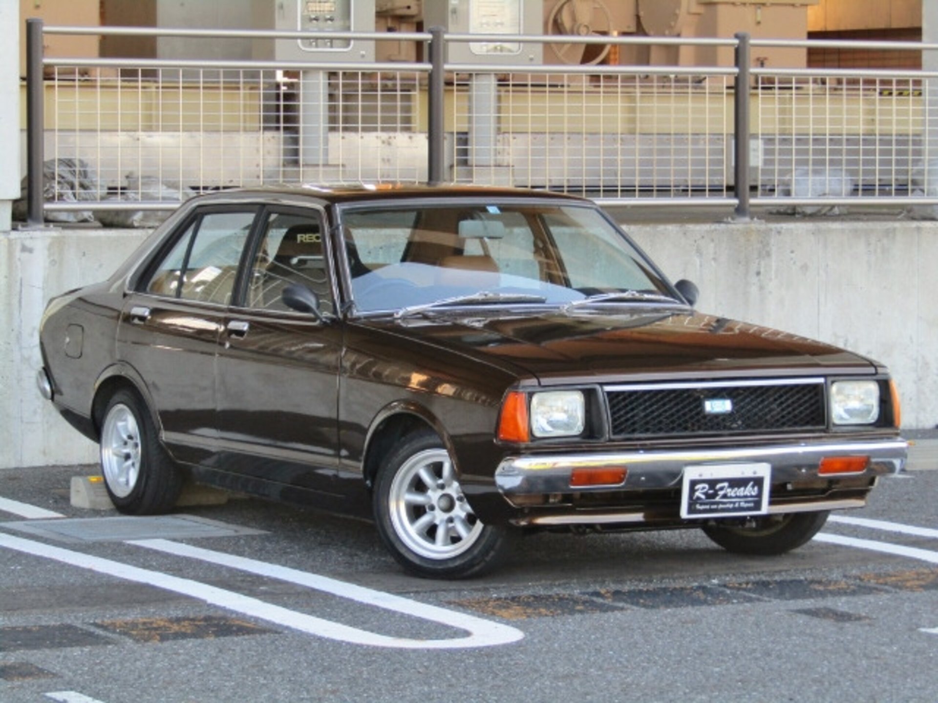 Sunny Pb310 4mt km 日産 サニーpb310 ブラウン 色替え 車両本体価格 9 0万円 日産車中古車紹介 Jdm Nissan Used Car